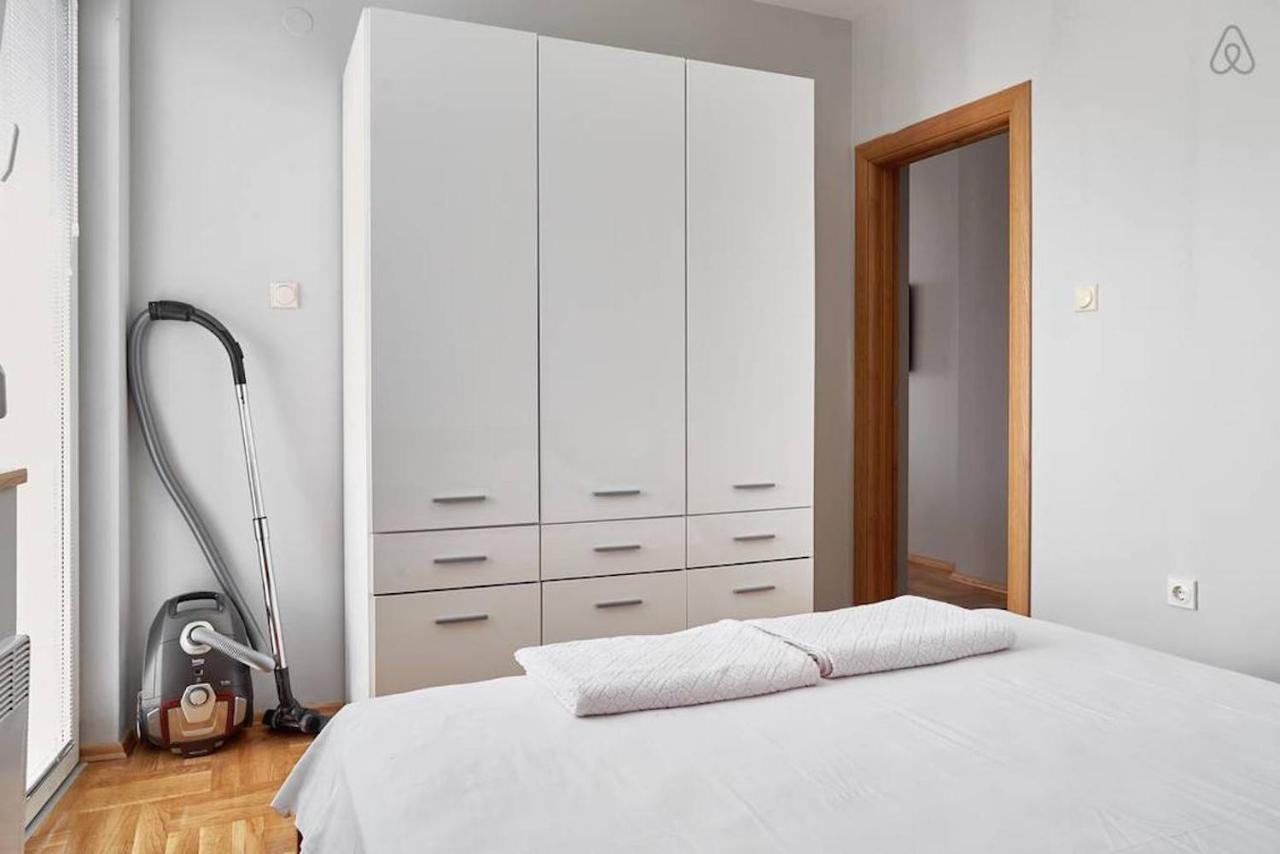 Bright Apartment Near City Center Üsküp Dış mekan fotoğraf