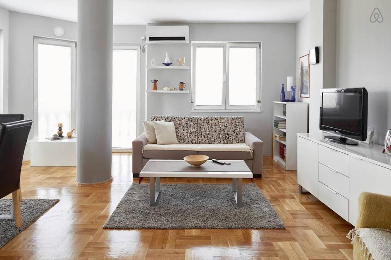 Bright Apartment Near City Center Üsküp Dış mekan fotoğraf